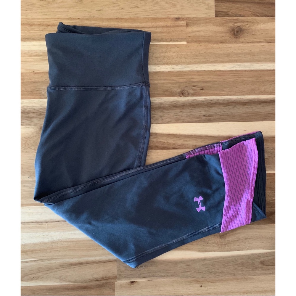 Under Armour • Capri Workout Pants